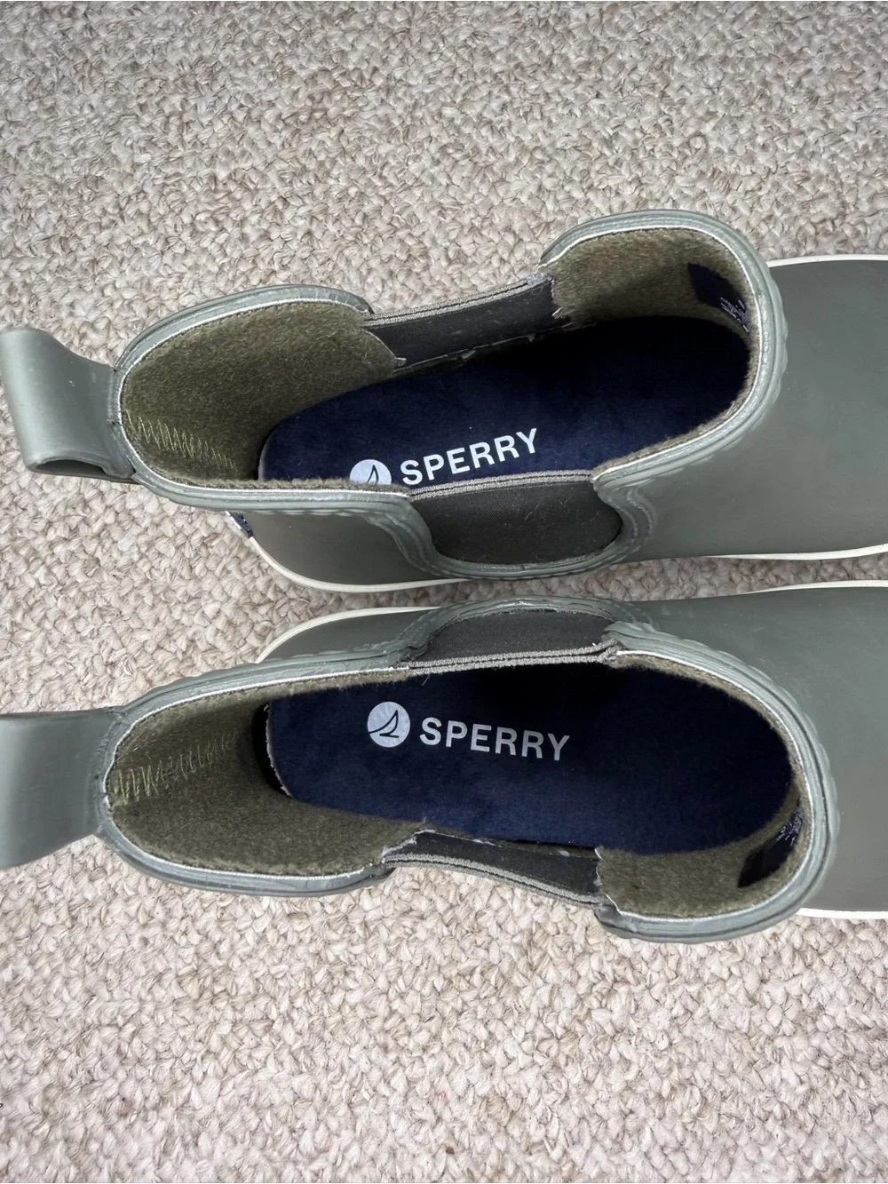 Sperry rubber rain boots